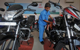 Beli Motor di Dealer Ini Dapat Bonus Kambing