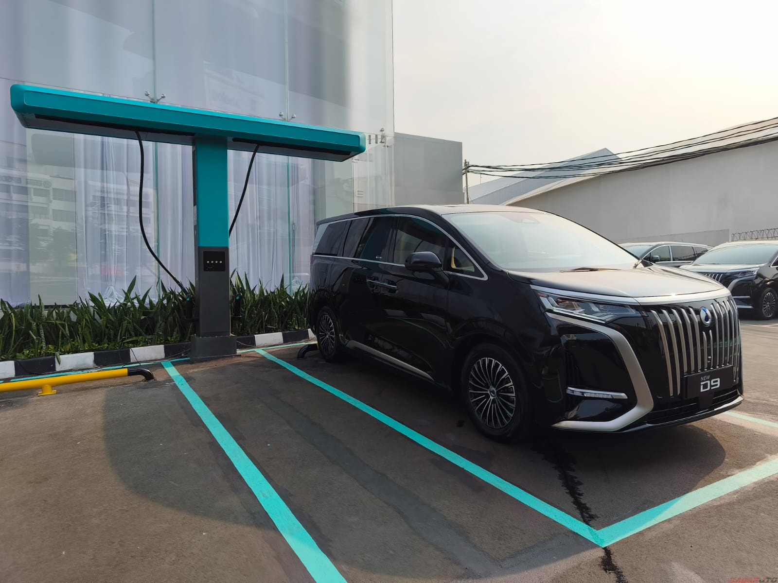 BYD Flash Charging Hadir di Indonesia, Isi Baterai Mobil Listrik Cuma 5 Menit!