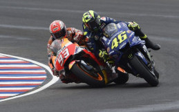 Marquez: Insiden Saya dan Rossi Murni karena Kondisi Trek