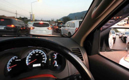 Baca Ini Bila Anda Sering Emosional Saat Mengemudi Mobil