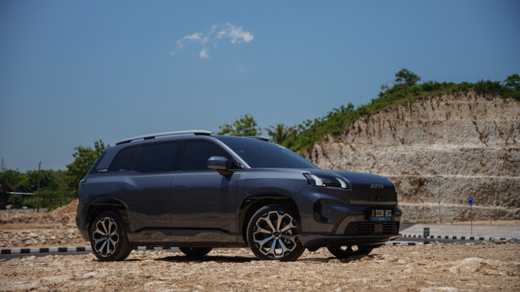 Pasarnya 'Seksi', GAC Aion Siap Main di Pasar Mobil Hybrid