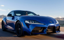 Toyota GR Supra 2025 Hadir dengan Mesin Enam Silinder