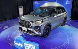 Buat Lebaran, Daftar Harga Komplet Mobil Hybrid Toyota IIMS 2026
