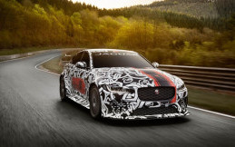 Jaguar XE SV Project 8 Jadi Mobil Tercepat Jaguar