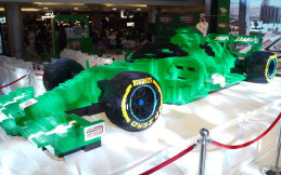 Lego Mobil F1 Terbesar Demi Sambut Seri ke-21 di Arab Saudi