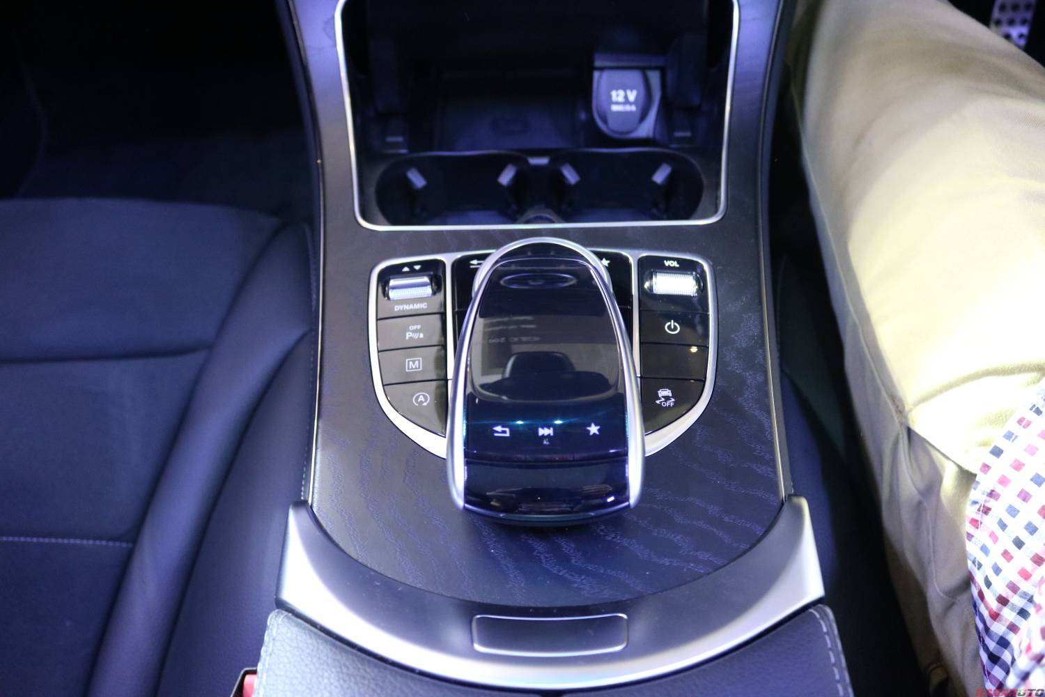 Rencana Mercedes-Benz Hapus Penjualan Mobil Transmisi Manual