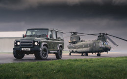 TECNIQ Q40 Defender, Rayakan Pengabdian Chinook 40 Tahun 
