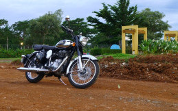 Sah! Perusahaan Ini Resmi Jadi Diler Utama Royal Enfield