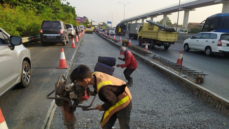 Awas Macet! Jasa Marga Lanjutkan Pemeliharaan Jalan di Tol Jagorawi