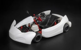 Gazoo Racing Meluncurkan Mainan Keluarga GR Kart!