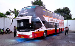 Sejarah PO Harapan Jaya, Berawal dari 3 Unit Bus