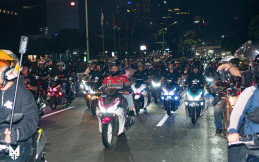 1.000 Bikers Aerox Teror Jalanan Ibukota Malam Hari, Ada Apa?