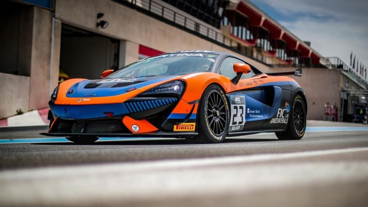 CEO McLaren Racing Zak Brown akan Balap GT4