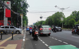 Masih Sering Berkendara Lawan Arus? Ini Kerugian yang Bisa Kamu Timbulkan, Sob