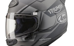 Kolaborasi Triumph dan Arai Ciptakan 4 Helm Terbaru, Intip Desainnya!