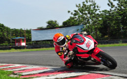 Pebalap Honda Gunakan CBR250RR di Indospeed Race Series 2017