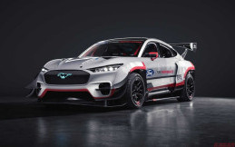 Bekerjasama dengan RTR, Purwarupa Ford Mustang Mach-E Bertenaga Besar