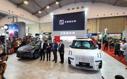 Mobil Listrik Mewah Zeekr X dan 009 Melantai di GJAW 2024, Simak Keunggulannya