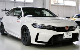 Spoon Sports Rilis Paket Upgrade Honda Civic Type R FL5