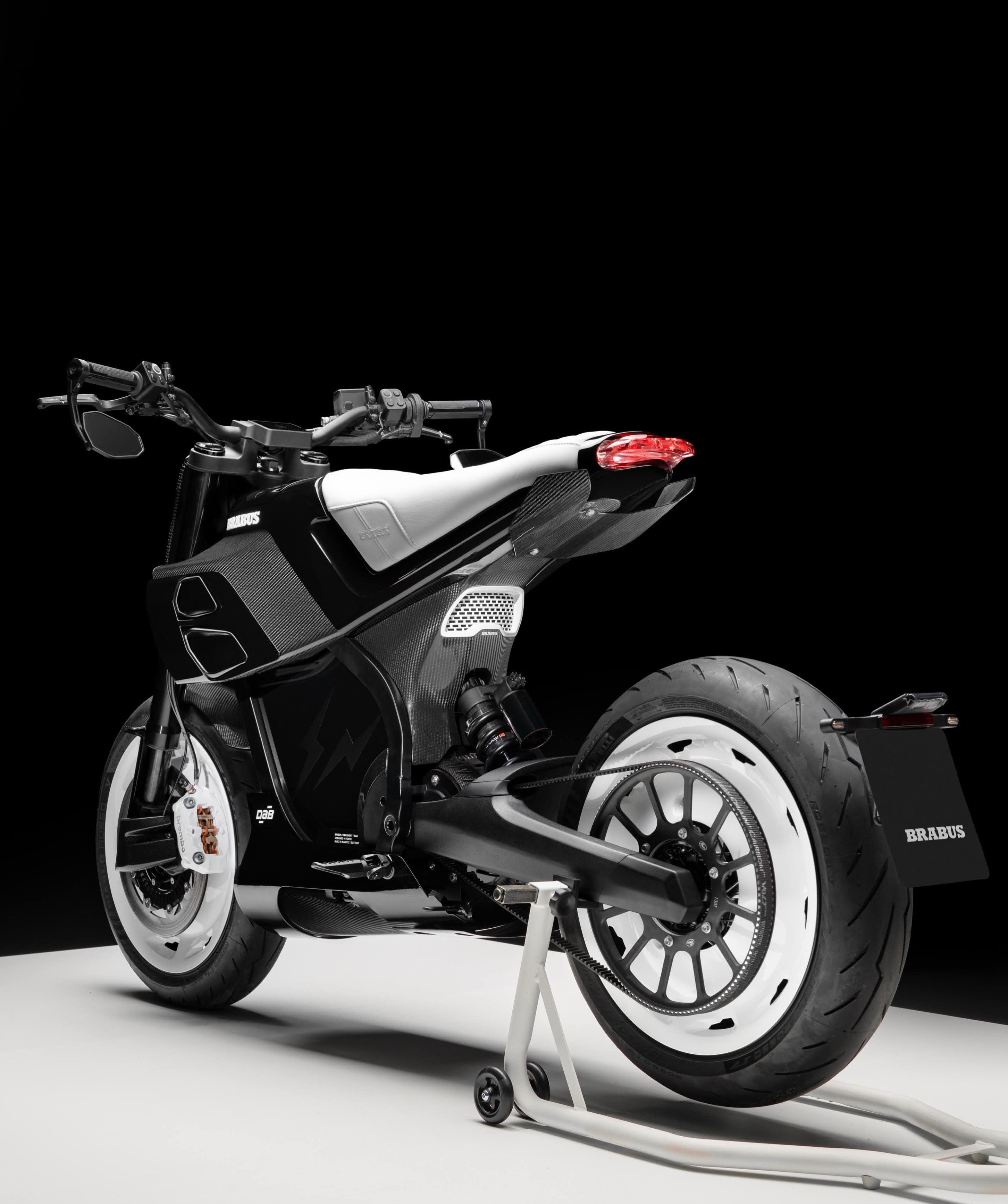 Brabus Urban E Fragment Edition
