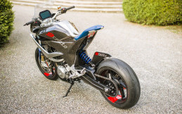 BMW Meluncurkan Motor Konsep 9cento 