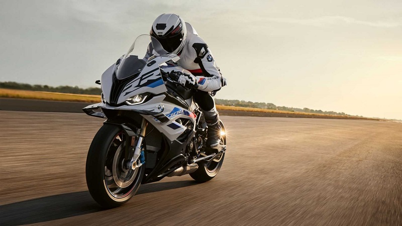 BMW S 1000 RR 2023 Meluncur, Dibekali Aerodinamika dan Fitur Baru