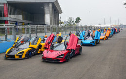 Ulang Tahun Ke-60, McLaren Adakan Track Day di Sirkuit Jakarta International E-Prix