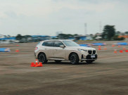 Banyak Diabaikan Pengemudi, Ini 5 Teknik Berkendara Aman Menurut BMW Driver Trainer