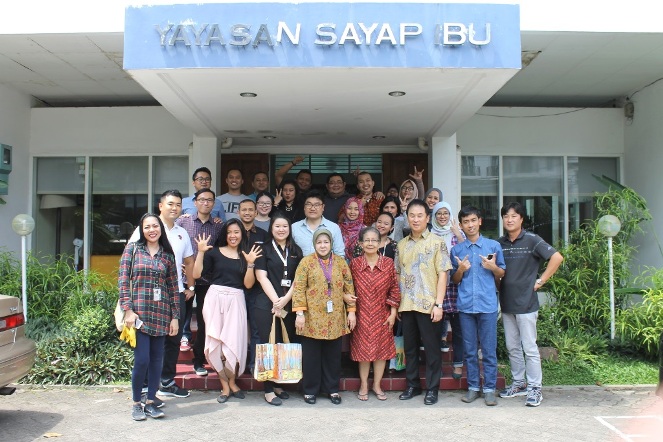 Tutup Akhir Tahun, Hankook Tire Indonesia Berbagi Kasih dengan Anak-Anak Yatim Piatu