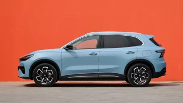 MG 4X RWD Meluncur, Harganya Rp240 Juta Bisa Tempuh 699 Km