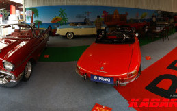 Keren Nih.. PPMKI Pajang Mobil Kuno di IIMS 2018
