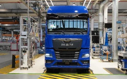 MAN Resmi Produksi Truk Listrik Berdaya Megawatt, Charging Truk Makin Kilat!