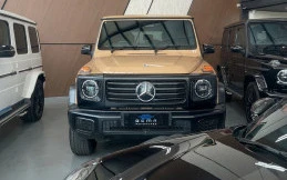 Mercedes-Benz G-500 Edisi Langka dan Land Rover Defender Octa Edition One Mejeng di GEMA Motorcars