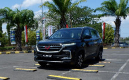 Wuling Almaz Raih Indonesia Digital Popular Brand Award 2021