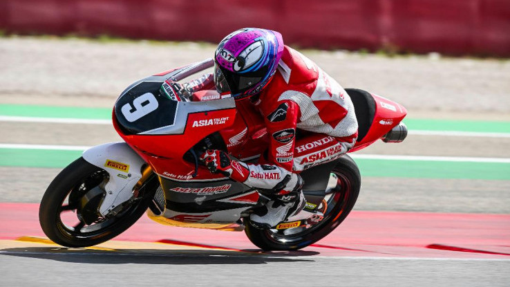 Perjuangan Pembalap Nasional Veda dan Ramadhipa Bersaing di Sirkuit MotorLand Aragon Spanyol