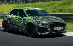 Audi RS3 Pecahkan Rekor Kecepatan Sirkuit Nurburgring