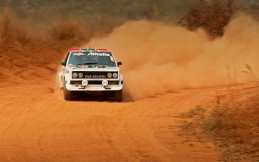 Mobil Retro Unik Ini Antar Pasangan Edwin - Gulam Dapat 2 Podium Kejurnas Sprint Rally 2018