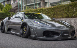 Liberty Walk Buat Ferrari F430 Semakin Lebar