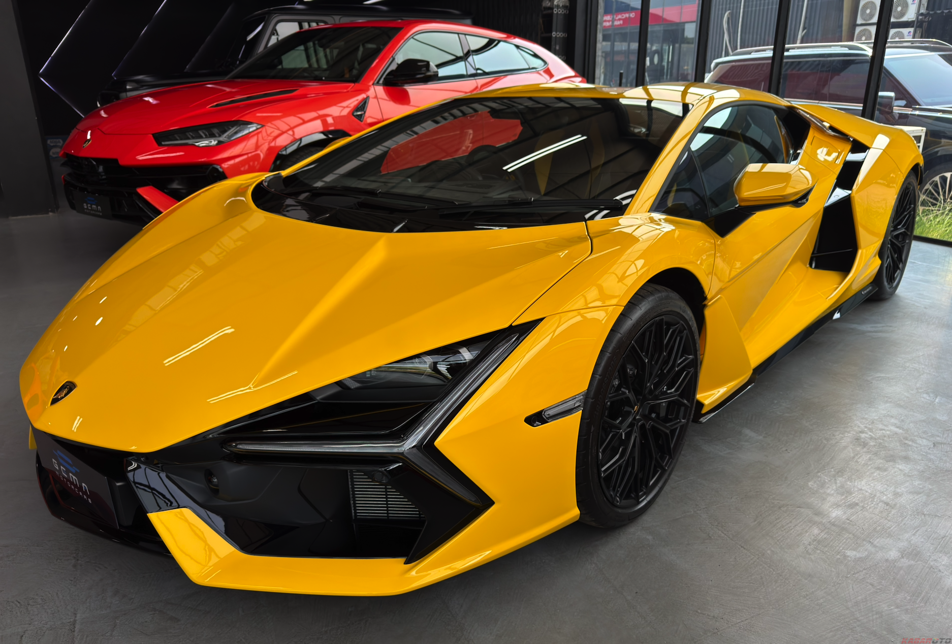 Lamborghini Revuelto, KabarOto, GEMA Motorcars
