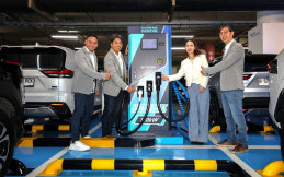 Toyota Resmikan Charging Station Kendaraan Listrik di Gandaria City Mal