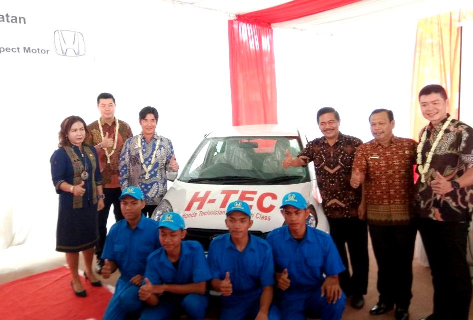 Honda Beri Pendidikan Dasar Teknisi untuk SMK di Medan