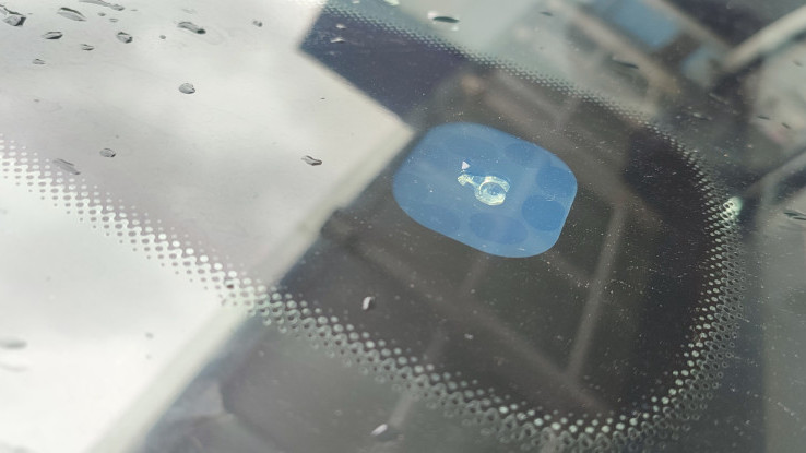 Mengenal Cara Kerja Fitur-fitur Mobil yang Bantu Sobat Lawan Musim Hujan