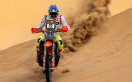 Michael Docherty Curi Kemenangan di Etape 10 Kategori Reli Motor di Rally Dakar 2025