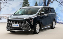New Buick Century 2026 Punya Teknologi Grafena dan Layar 32 Inci