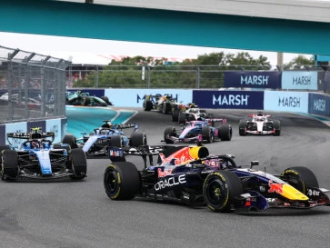 F1 Miami 2026: Drama Spin dan Penalti 5 Detik Max Verstappen