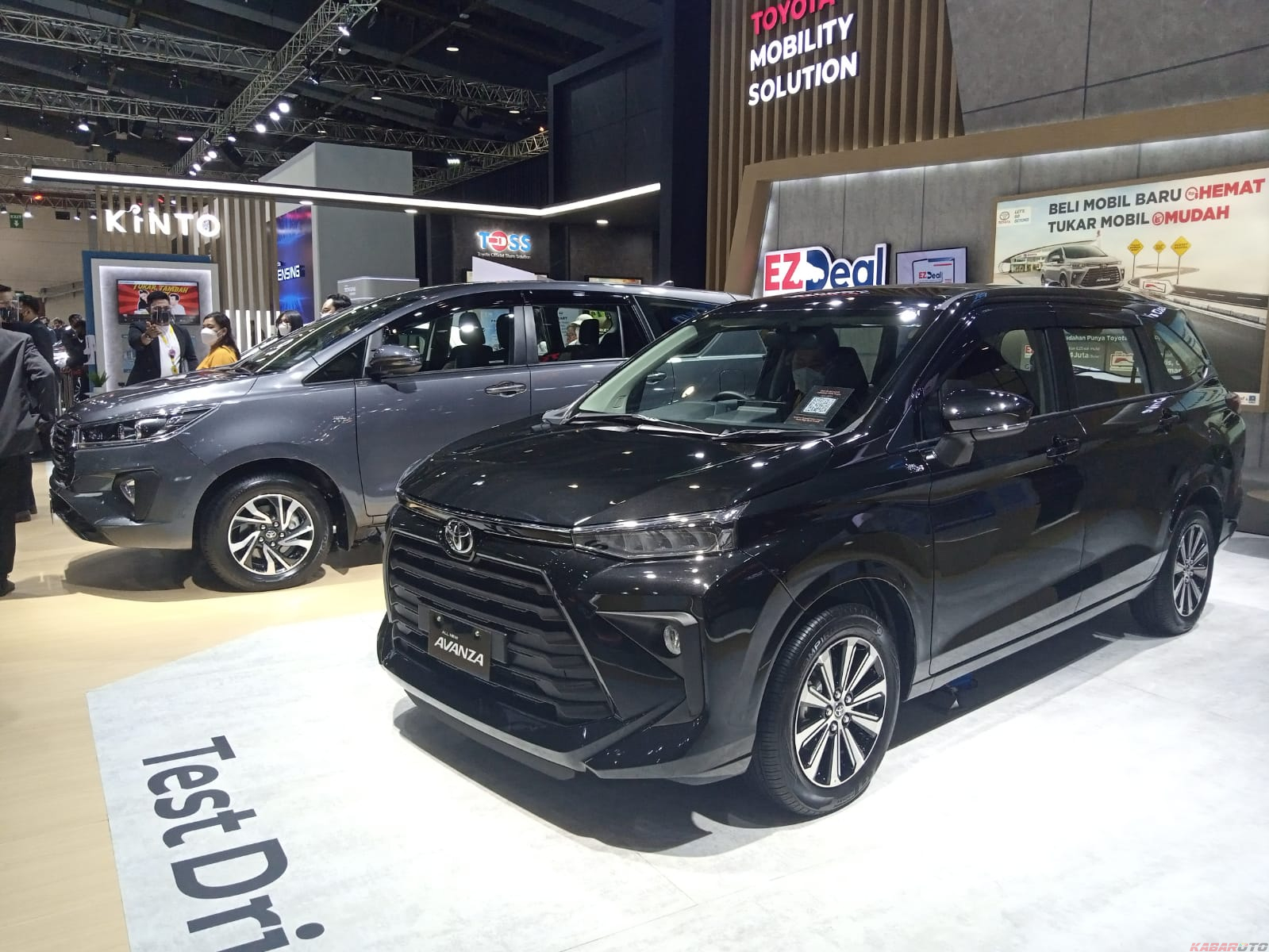 Toyota Tampilkan Line Up Produk Lengkap di Jakarta Auto Week