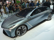 Mobil Wuling Light of ASEAN Tampil Perdana untuk Publik IIMS 2025, Intip Spesifikasinya