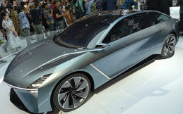 Mobil Wuling Light of ASEAN Tampil Perdana untuk Publik IIMS 2025, Intip Spesifikasinya