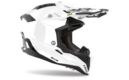 Airoh Perkenalkan Helm Motor Full Carbon 9K dan HPC Carbon di EICMA 2025