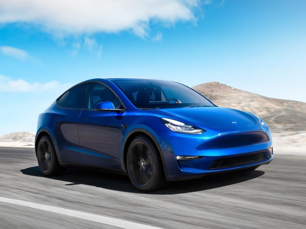 Tesla Update Fitur Boombox, Klakson dengan Bunyi Unik